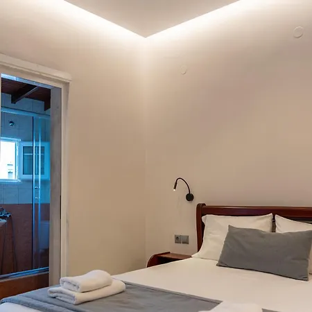 Zoe On The * Σάρτη