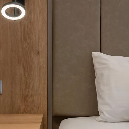 Zoe On The * Σάρτη