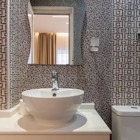 Zoe On The Διαμέρισμα